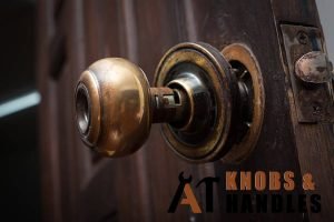wooden-door-with-damaged-knob-door-knob-handle-installation-a1-knobs-&-handles-singapore